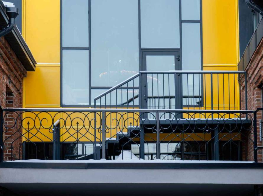 Çelik Yapılarda Dış Cephe Elemanları Neden Projeye Özel Olmalı?